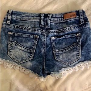 Almost Famous Shorts - Jean shorts Almost Famous Shorts - Jean shorts